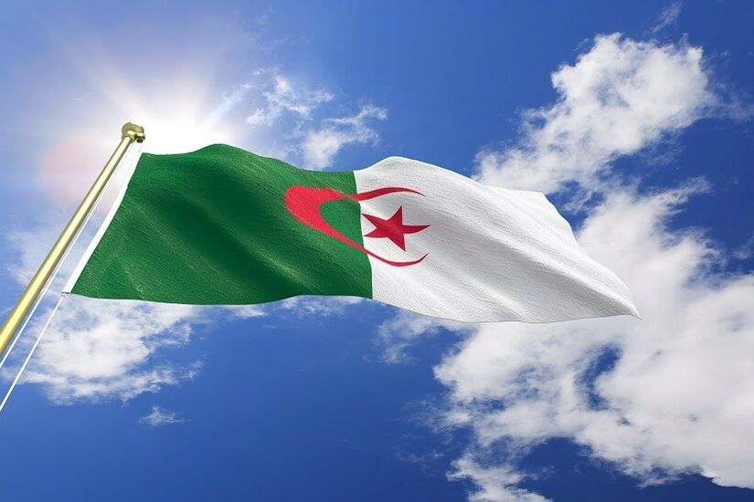 الجزائر تعلن اقتراب انتهاء إجراءات انضمامها إلى بنك التنمية في دول بريكس