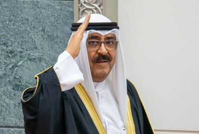 السيسي يستقبل أمير الكويت في أول زيارة له إلى مصر