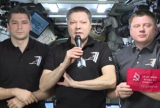 رواد الفضاء يهنئون الروس بذكرى عيد النصر من على متن المحطة الفضائية الدولية